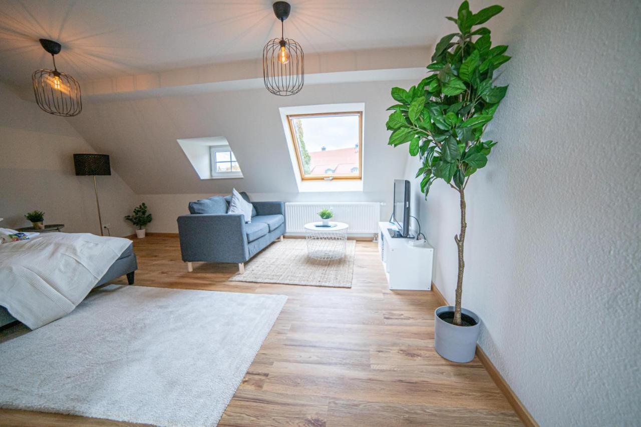 Fullhouse - Zwickau - L8 - Balcony - Smarttv - Nespresso Apartment Luaran gambar