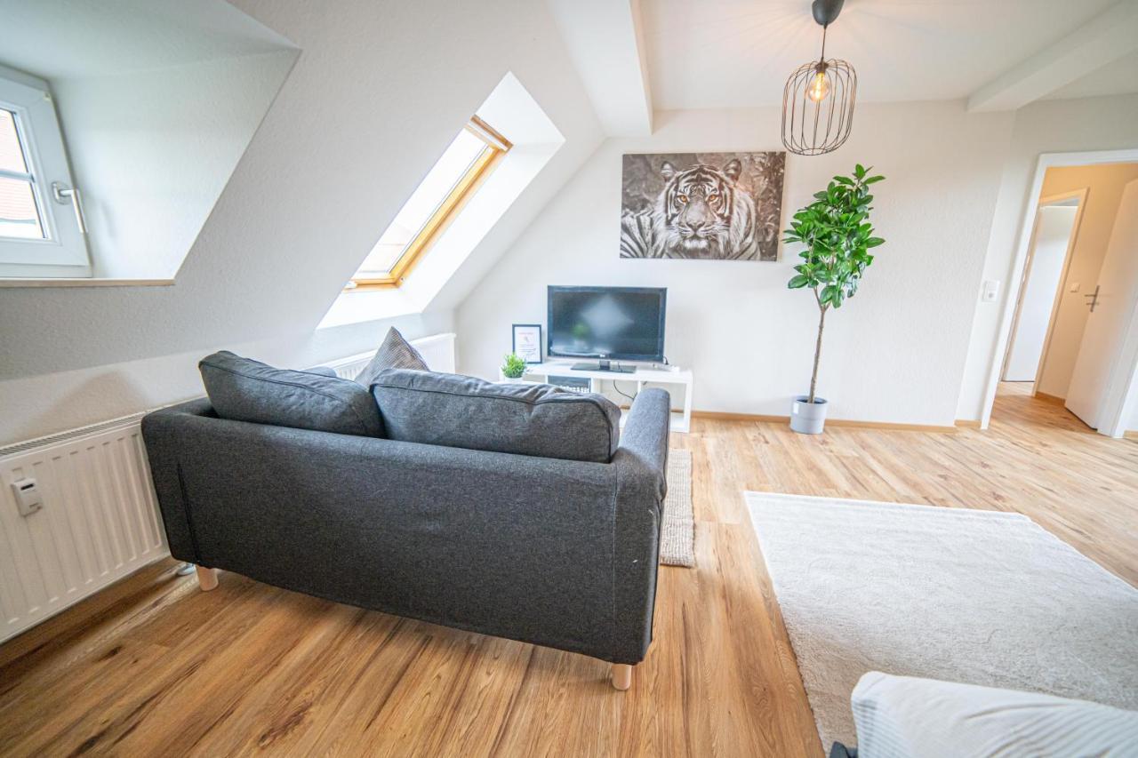 Fullhouse - Zwickau - L8 - Balcony - Smarttv - Nespresso Apartment Luaran gambar