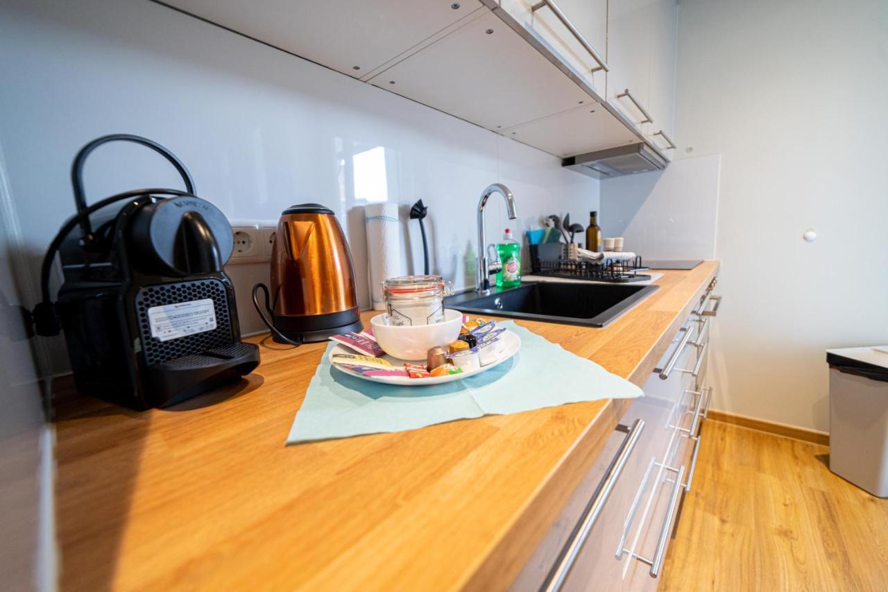 Fullhouse - Zwickau - L8 - Balcony - Smarttv - Nespresso Apartment Luaran gambar