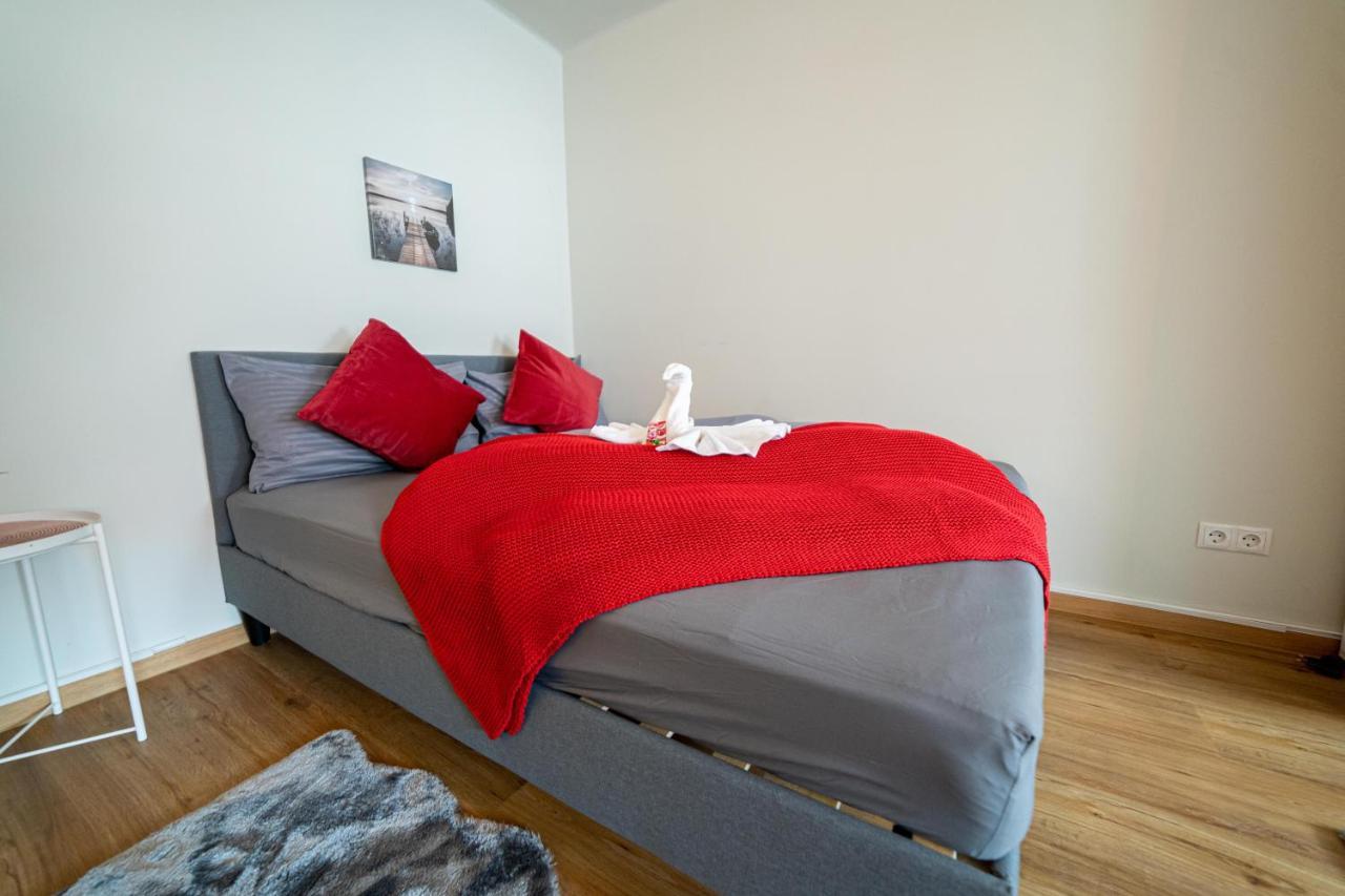 Fullhouse - Zwickau - L8 - Balcony - Smarttv - Nespresso Apartment Luaran gambar