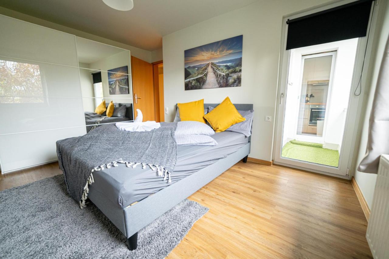 Fullhouse - Zwickau - L8 - Balcony - Smarttv - Nespresso Apartment Luaran gambar