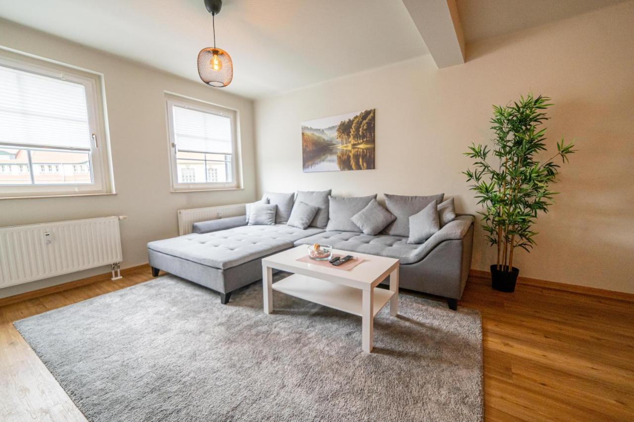 Fullhouse - Zwickau - L8 - Balcony - Smarttv - Nespresso Apartment Luaran gambar